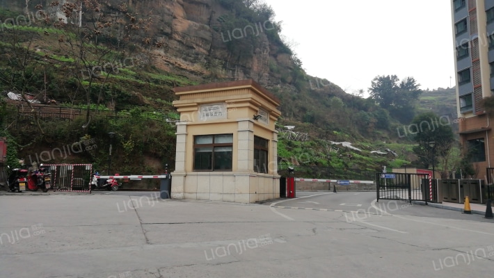 景典郦景蓝湾外景图