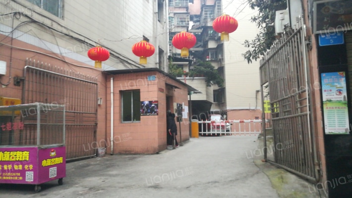 新世纪花园小区外景图