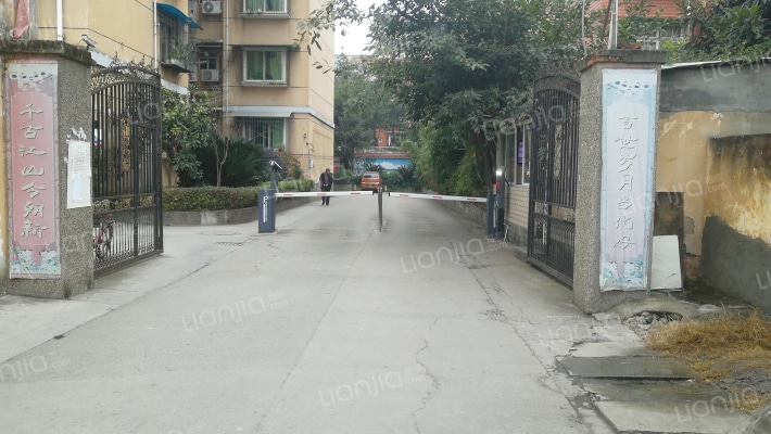 育松新世纪花园外景图