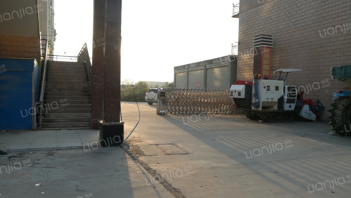 鼎丰名苑外景图