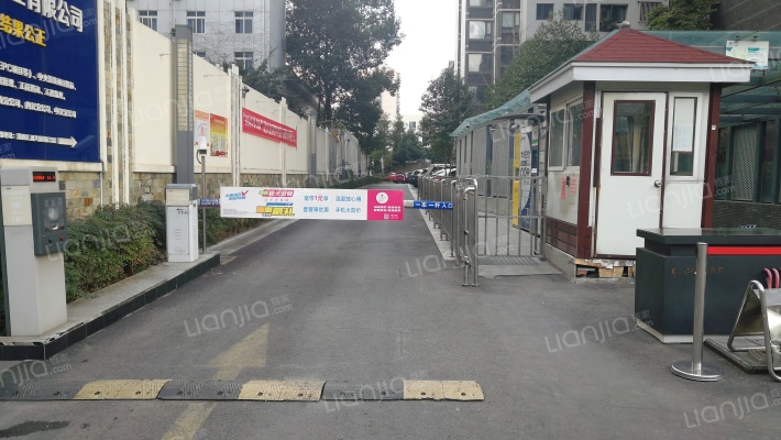 汇通大厦外景图