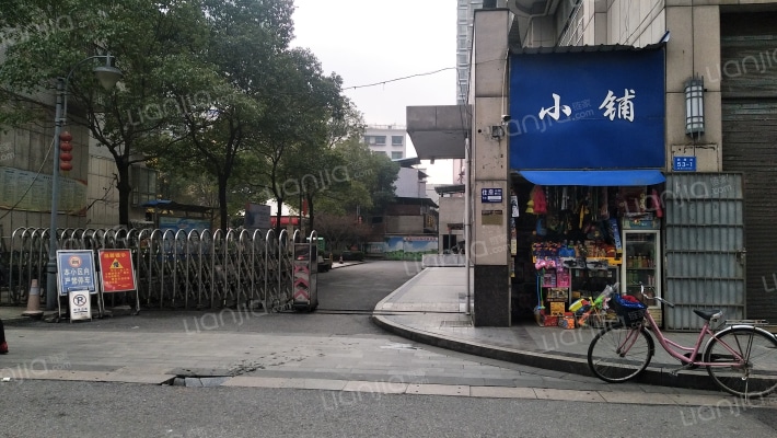 鼎鹰广场外景图