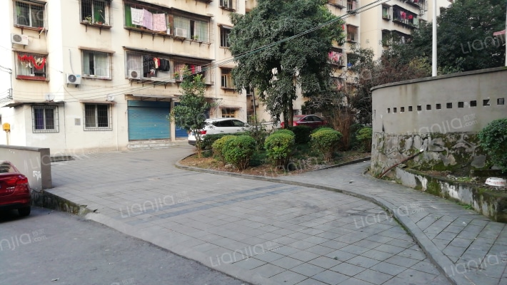 学府移民小区外景图