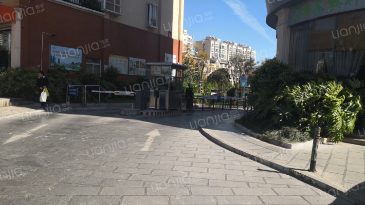 祥丰上城外景图