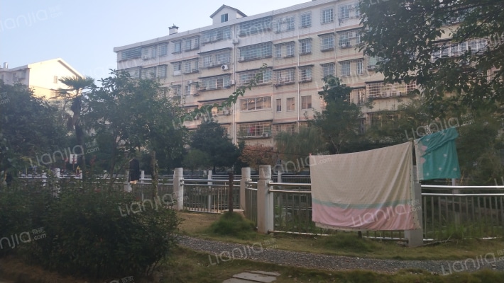 和苑小区外景图