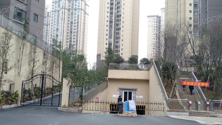 蓝湖国际外景图