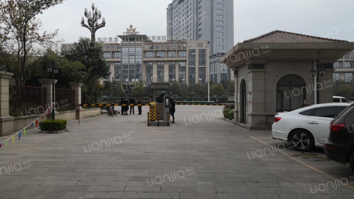 创佳金色城邦一期外景图