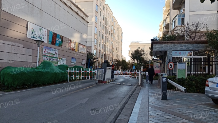 江东天然居外景图