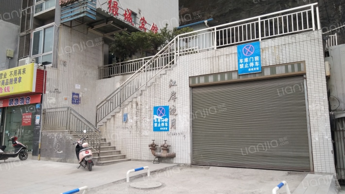 江岸晓月外景图