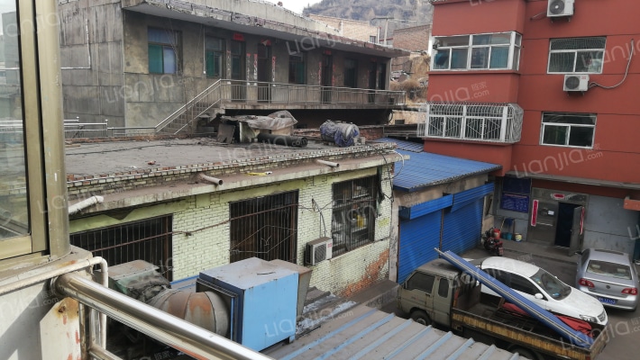 燃料公司宿舍楼外景图