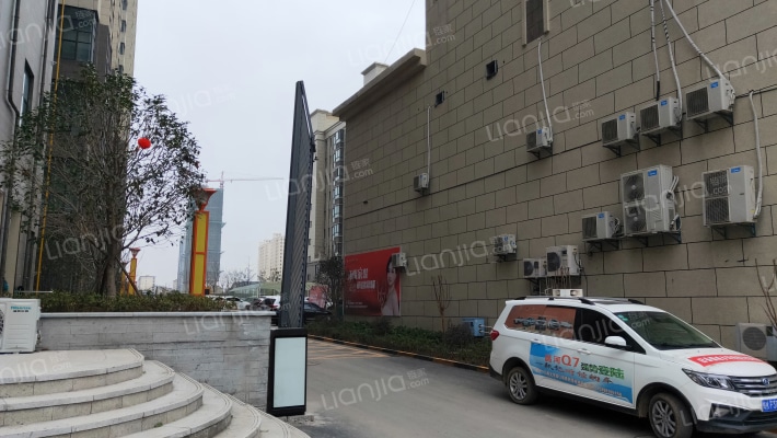 晶宫和府外景图