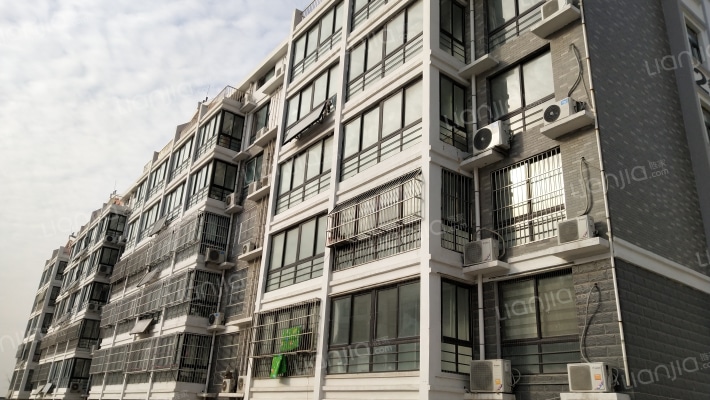 御泉龙庭外景图