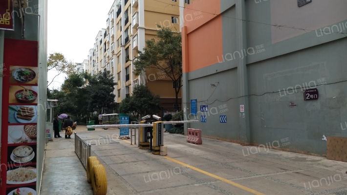 富达万年花城一期外景图