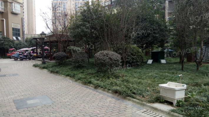 外滩公寓外景图