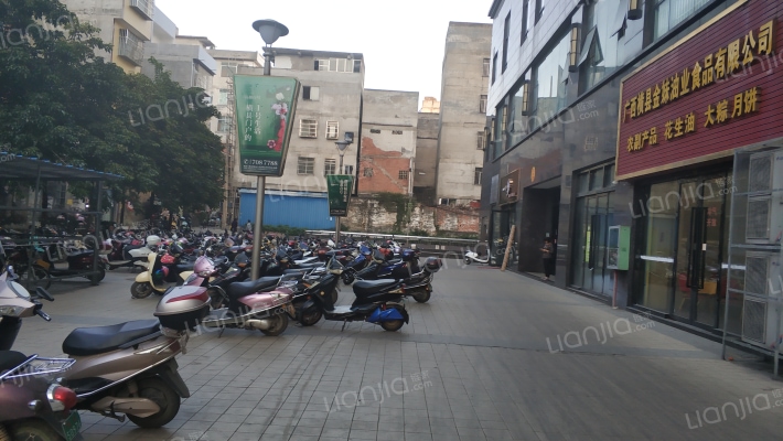 太阳广场外景图