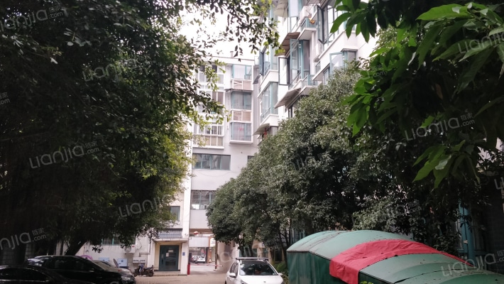 天山南苑外景图