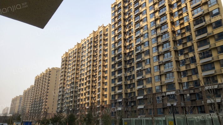 中海名士豪庭外景图