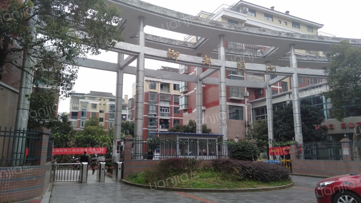 御都绿洲外景图