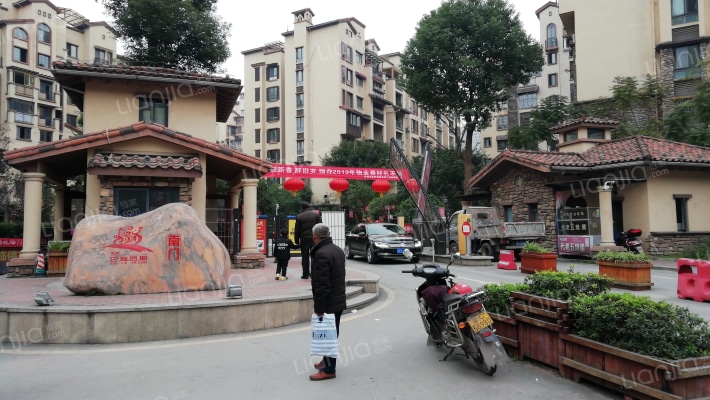 永奥巴塞罗那外景图