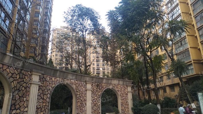 恒宇尊城外景图