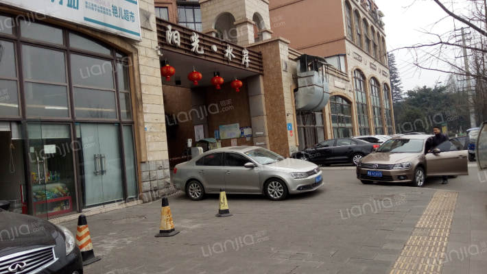 阳光水岸外景图