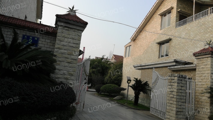 聚贤逸居外景图