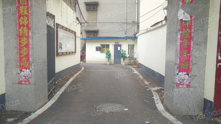 万福楼小区外景图