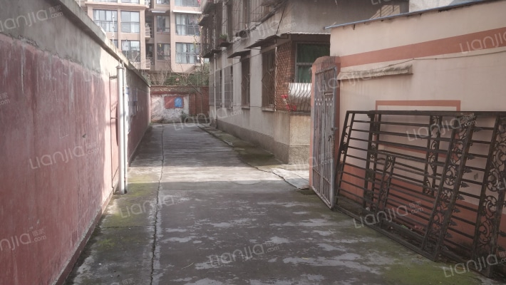 德阳市城镇设计所家属院外景图