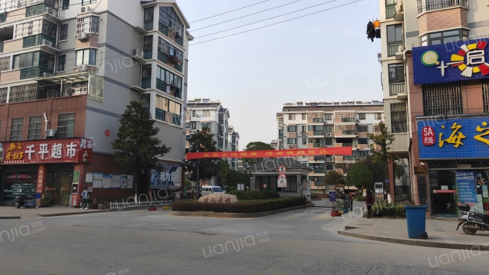 世纪花城外景图