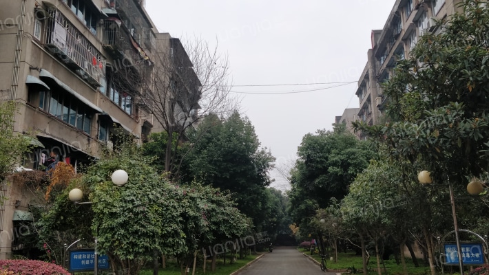 德阳市工商行政管理局宿舍外景图