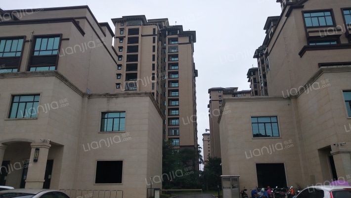 金源华府外景图