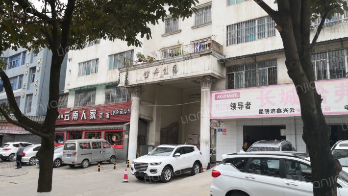 宝兴佳园外景图