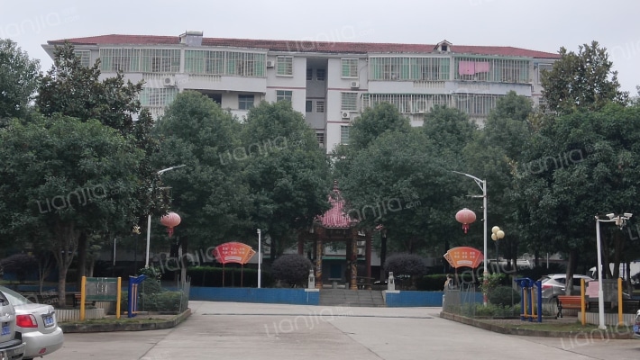 寓和小区外景图