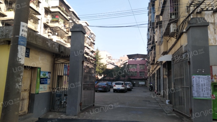 中行小区外景图