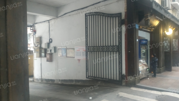 硫铁矿家属院外景图