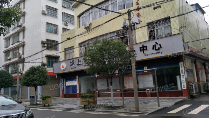 坪上社区外景图