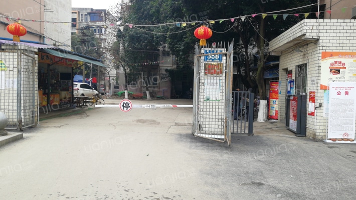 二重1010小区外景图