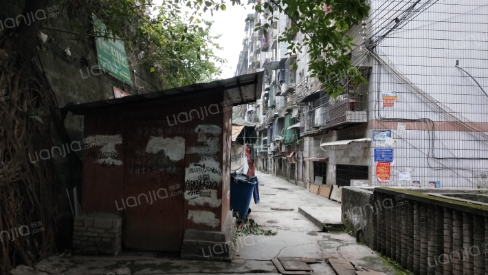 向阳公寓外景图