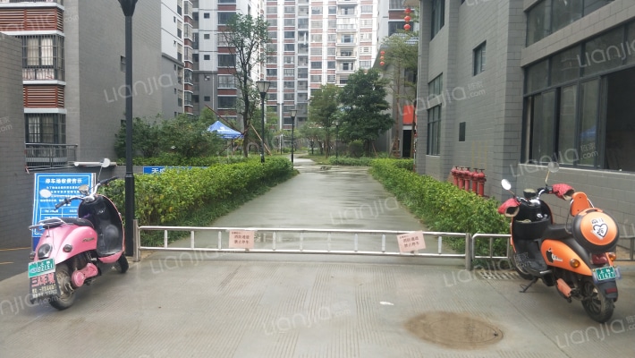 天盛丽景外景图