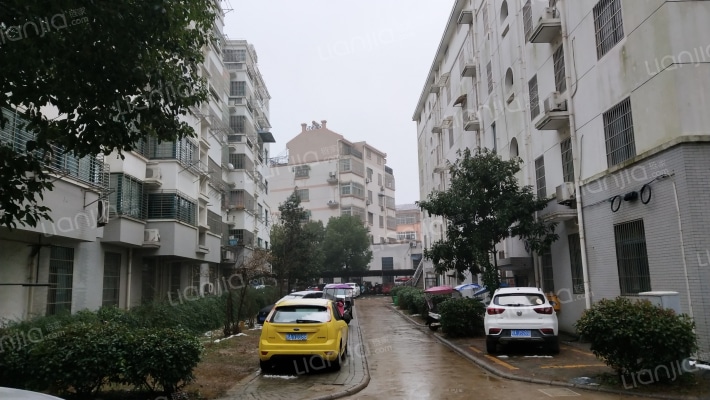 越城花园外景图