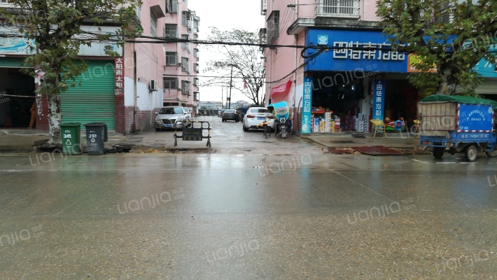 万基花园外景图