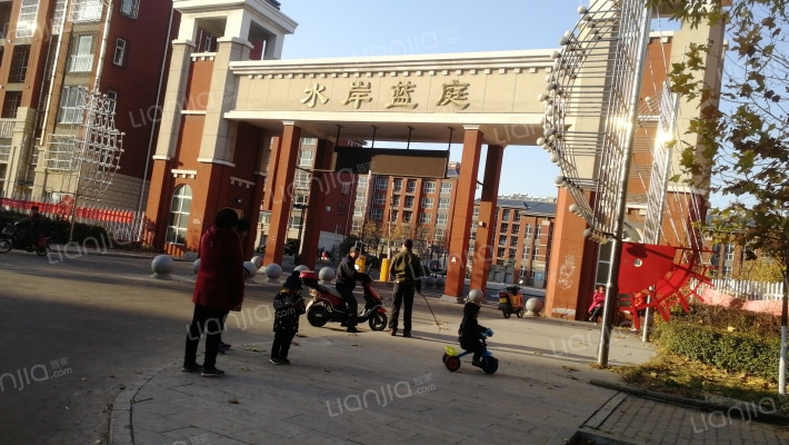 水岸蓝庭外景图