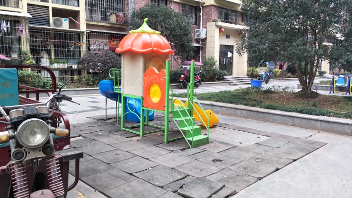 西蜀兰郡外景图