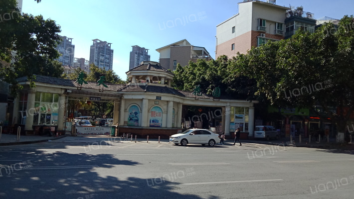 春天花园外景图