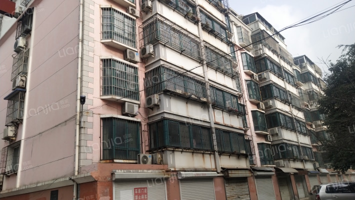 宁馨园小区外景图