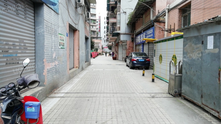 益多苑小区外景图