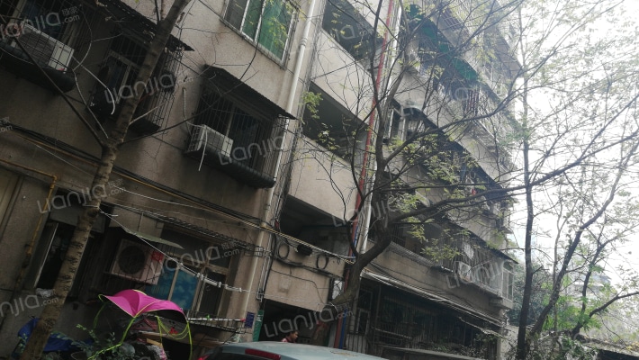 工商局宿舍外景图