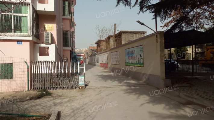 供电公司宿舍楼外景图