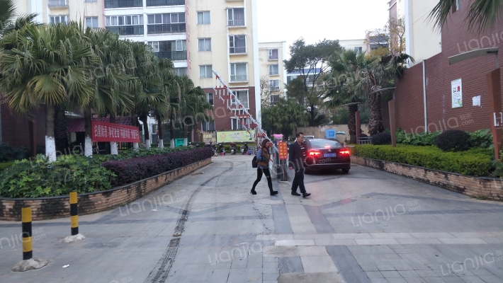 公园尚居雅苑外景图