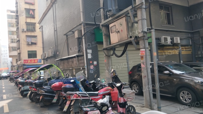 发明家广场东外景图